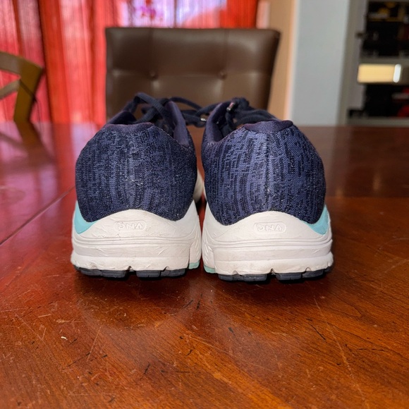 Men’s brooks - Picture 5 of 7